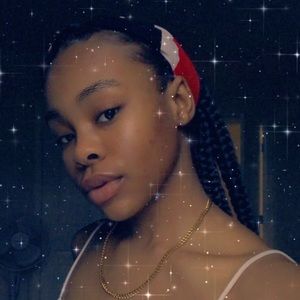 Meet your Posher, Nymphaea